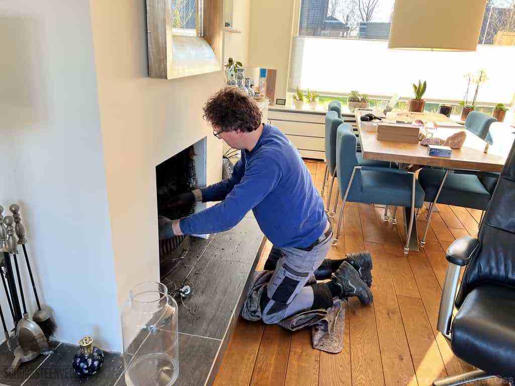 Schouwveger Oss kleed schoorsteenreiniger Schouwveger Oss kleed schoorsteenreiniger
